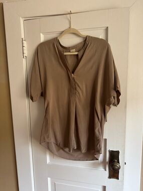 Anthropologie Taupe Split-Neck Short-Sleeve Blouse